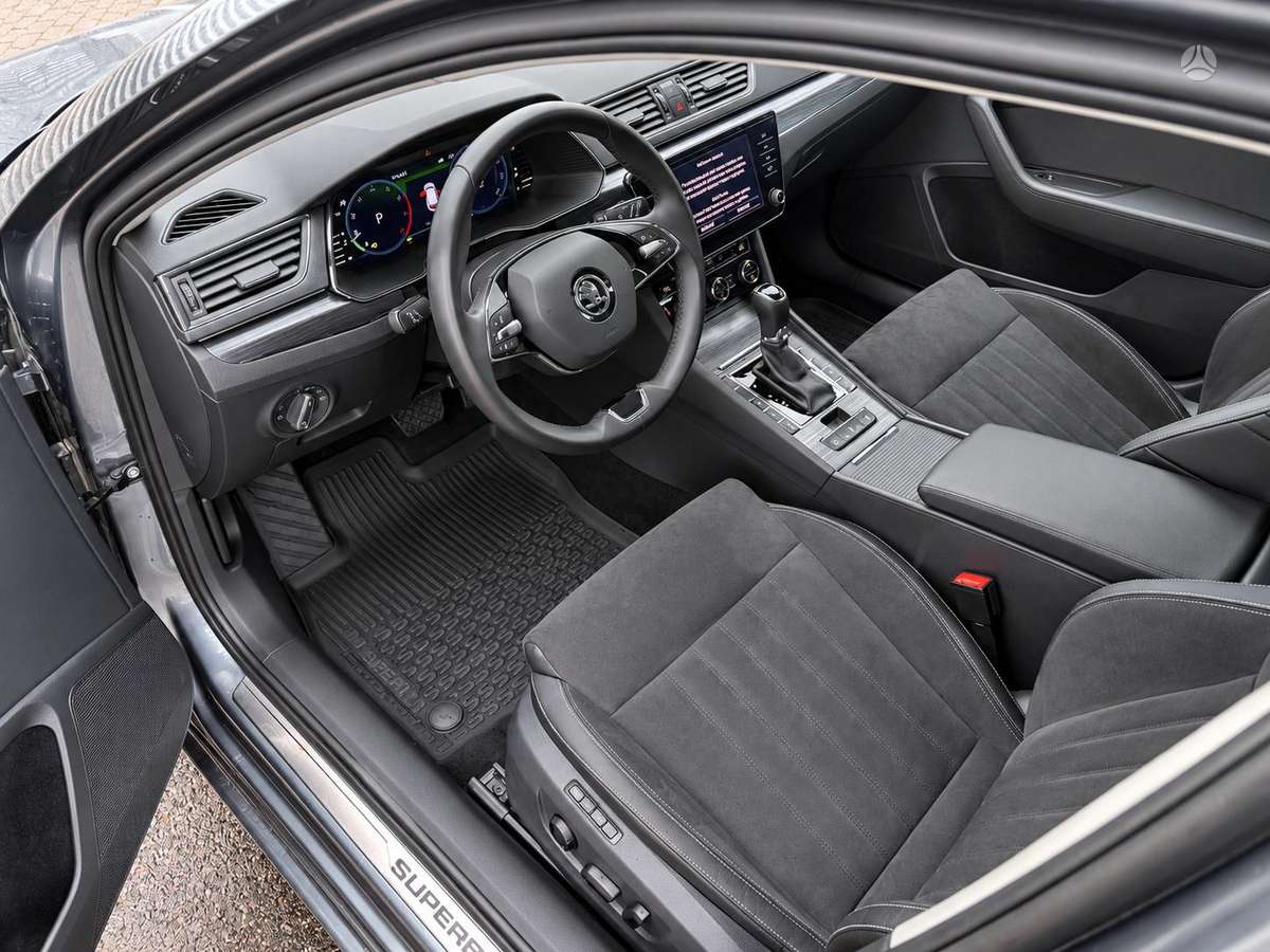 Skoda Superb, 2.0 l., Универсал