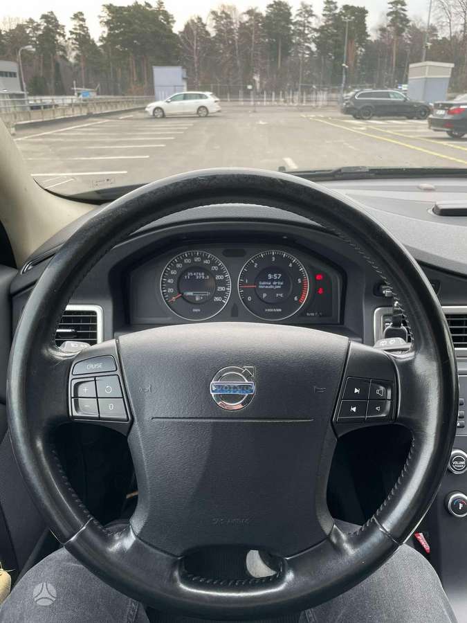 Volvo XC70, 2.4 l., wagon