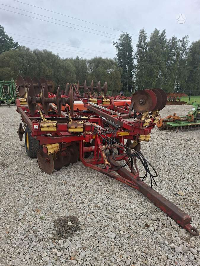 Vaderstad XT 460, skutikai, purentuvai