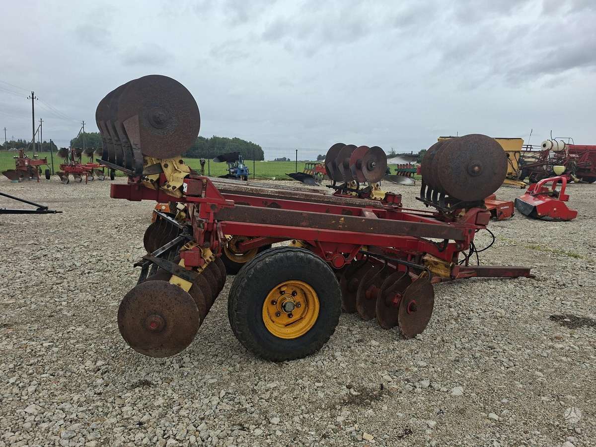 Vaderstad XT 460, skutikai, purentuvai
