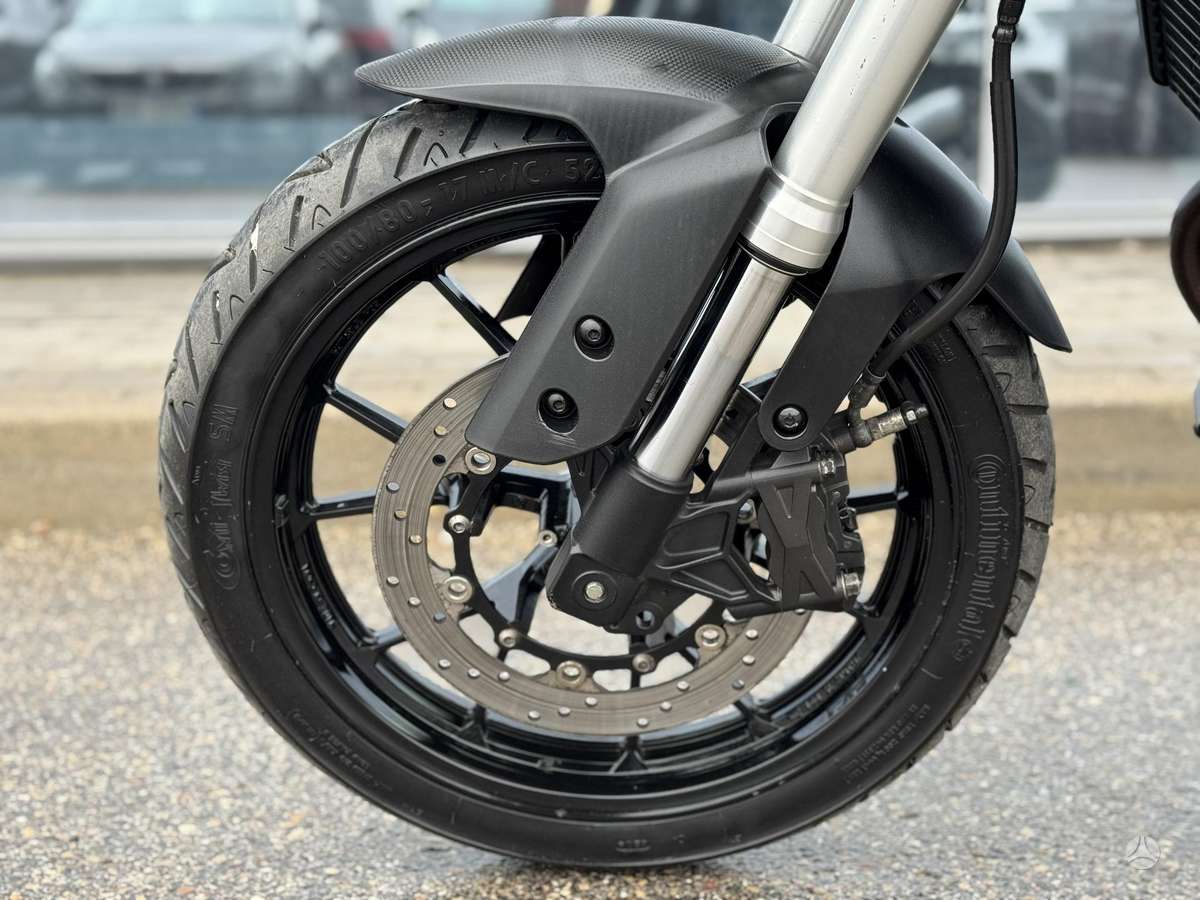 Yamaha MT 125 125cc, street / classic