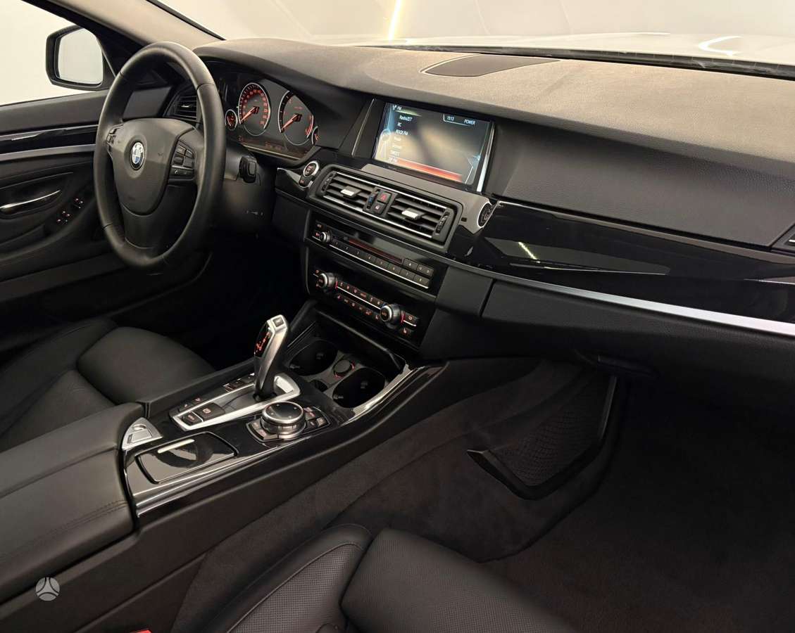 BMW 530, 3.0 l., wagon