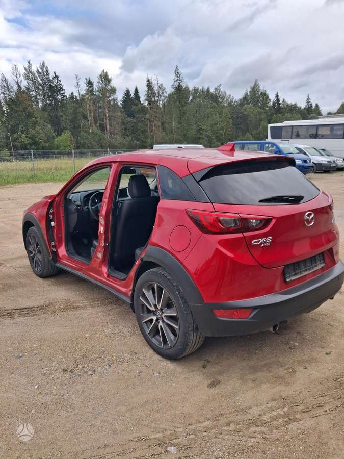 Mazda CX-3, 2.0 l., off-road / crossover