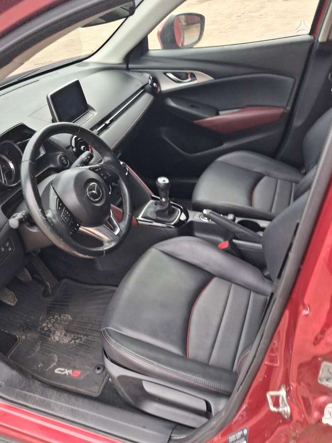 Mazda CX-3, 2.0 l., off-road / crossover
