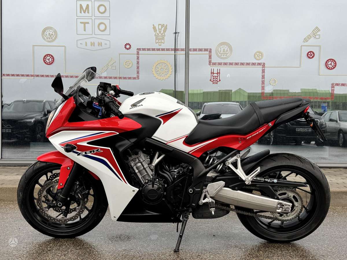 Honda CBR 650cc, street / classic