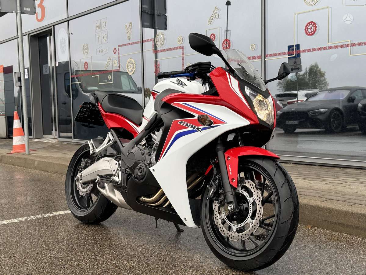 Honda CBR 650cc, street / classic