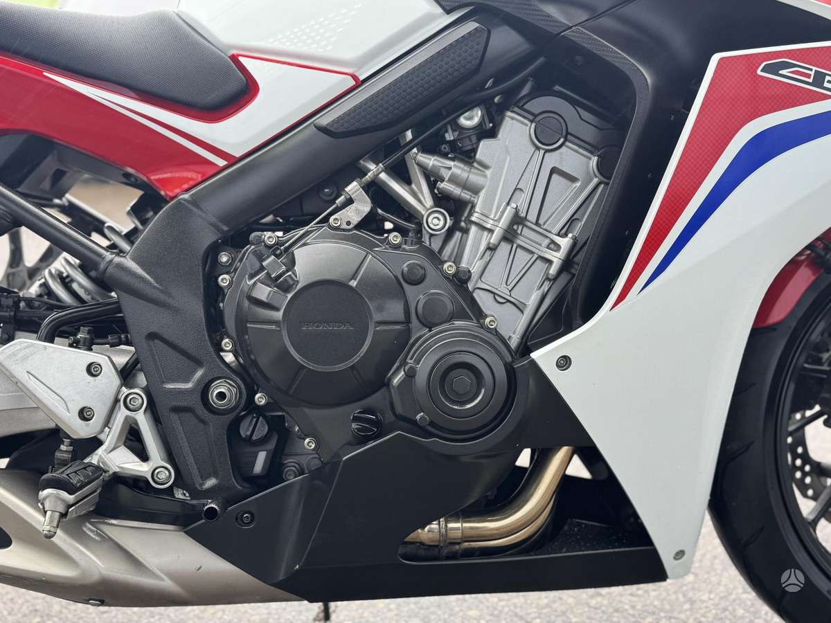 Honda CBR 650cc, street / classic