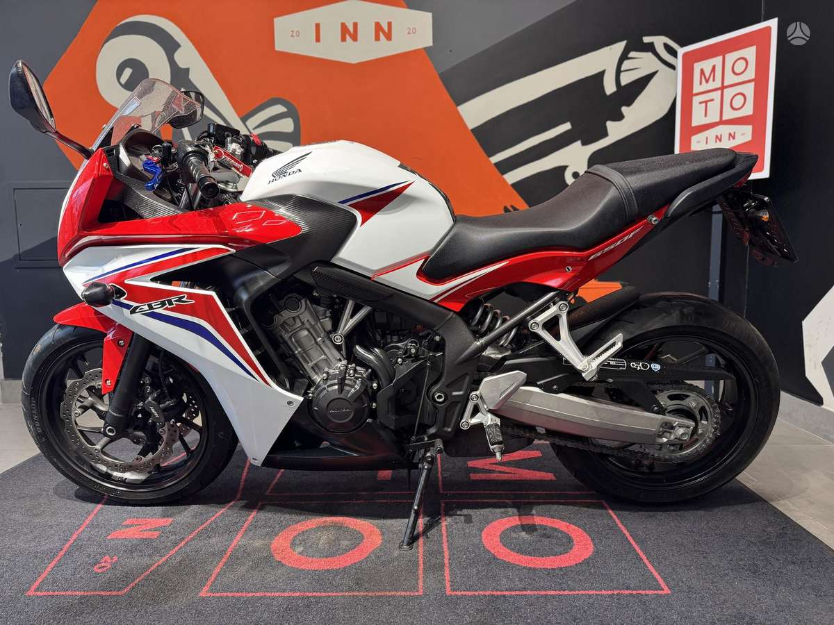 Honda CBR 650cc, street / classic