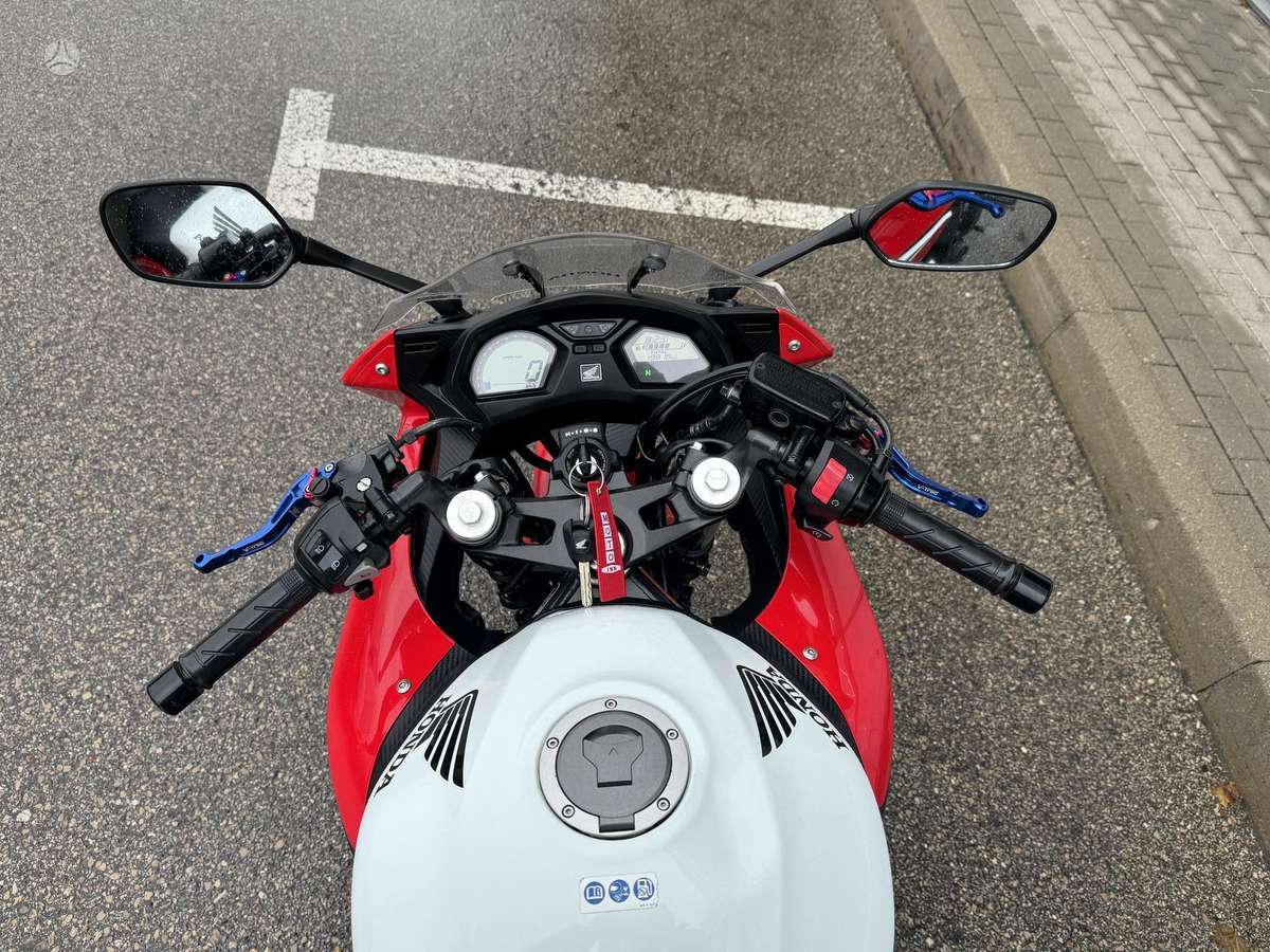 Honda CBR 650cc, street / classic