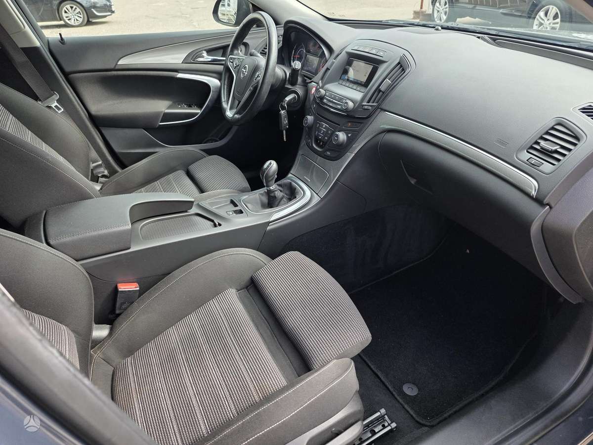 Opel Insignia, 2.0 l., universalas