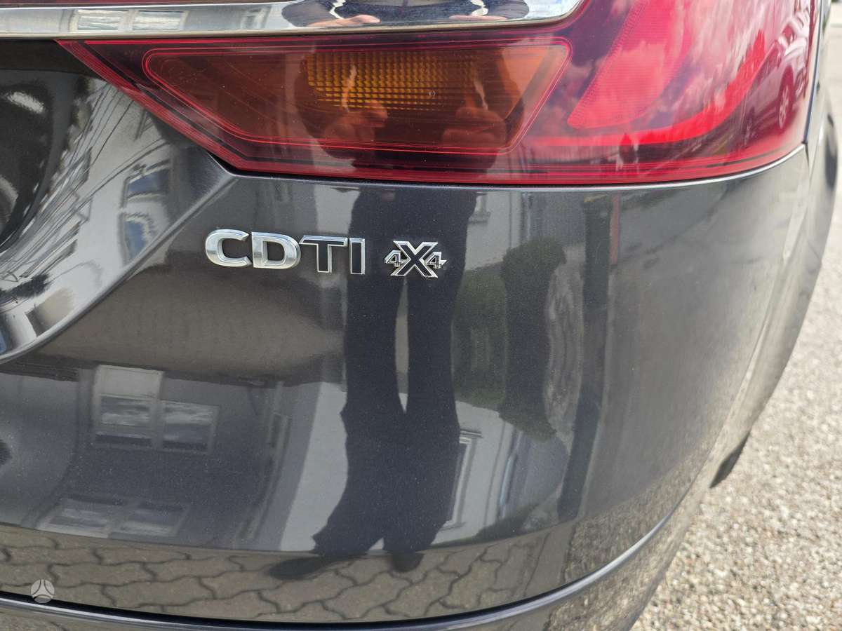 Opel Insignia, 2.0 l., universalas