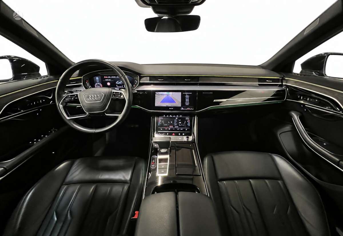 Audi A8, 3.0 l., Седан