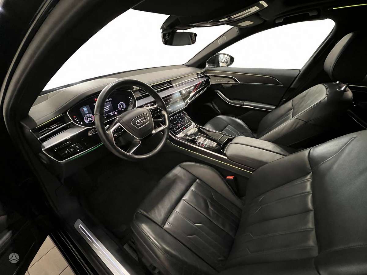 Audi A8, 3.0 l., Седан