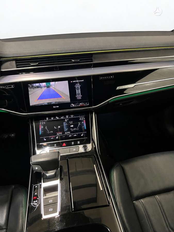 Audi A8, 3.0 l., Седан