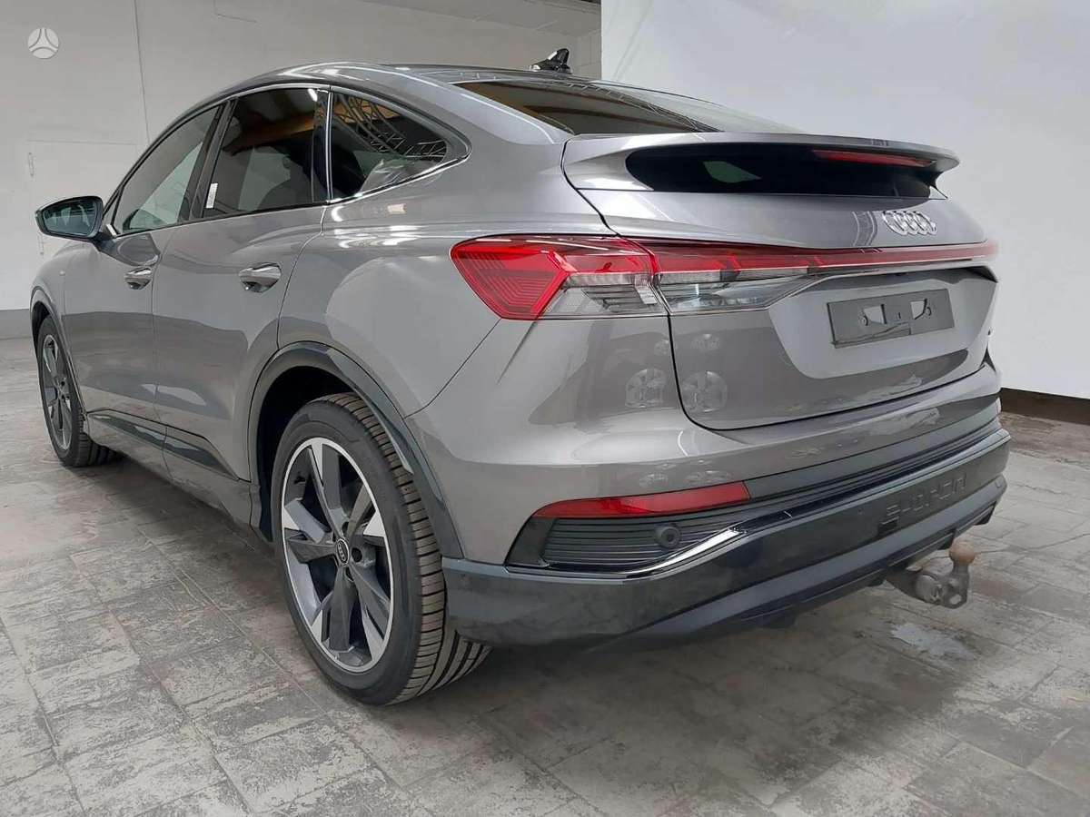 Audi Q4 e-tron, 82 kWh, off-road / crossover