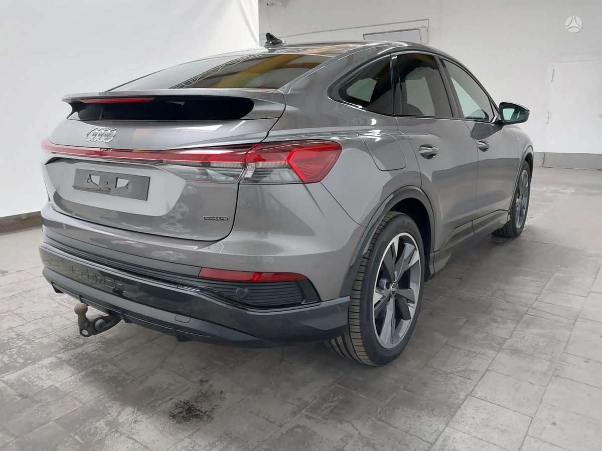 Audi Q4 e-tron, 82 kWh, off-road / crossover