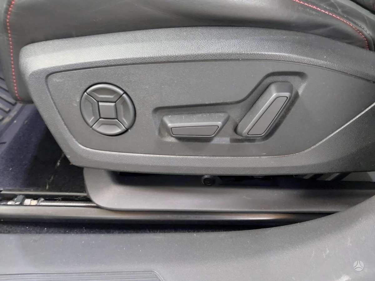 Audi Q4 e-tron, 82 kWh, off-road / crossover