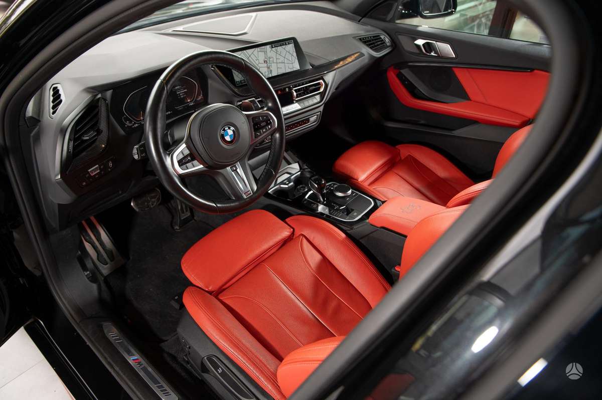 BMW 128, 2.0 l., hatchback