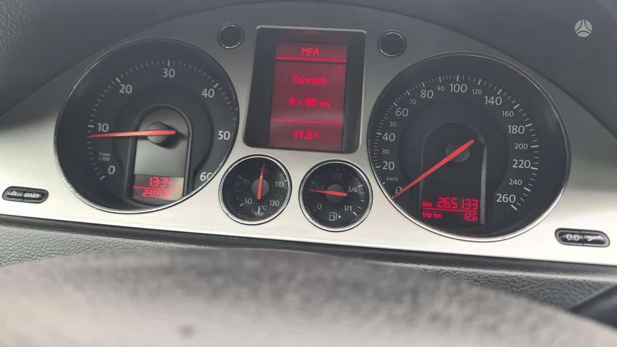Volkswagen Passat, 2.0 l., Универсал