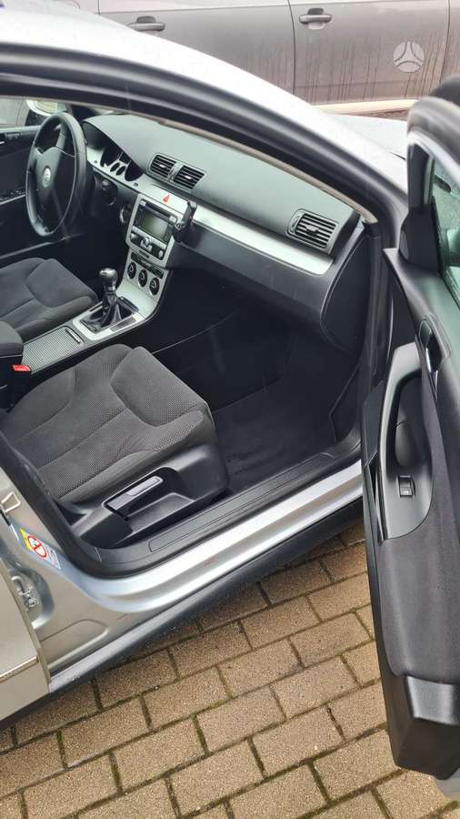 Volkswagen Passat, 2.0 l., Универсал