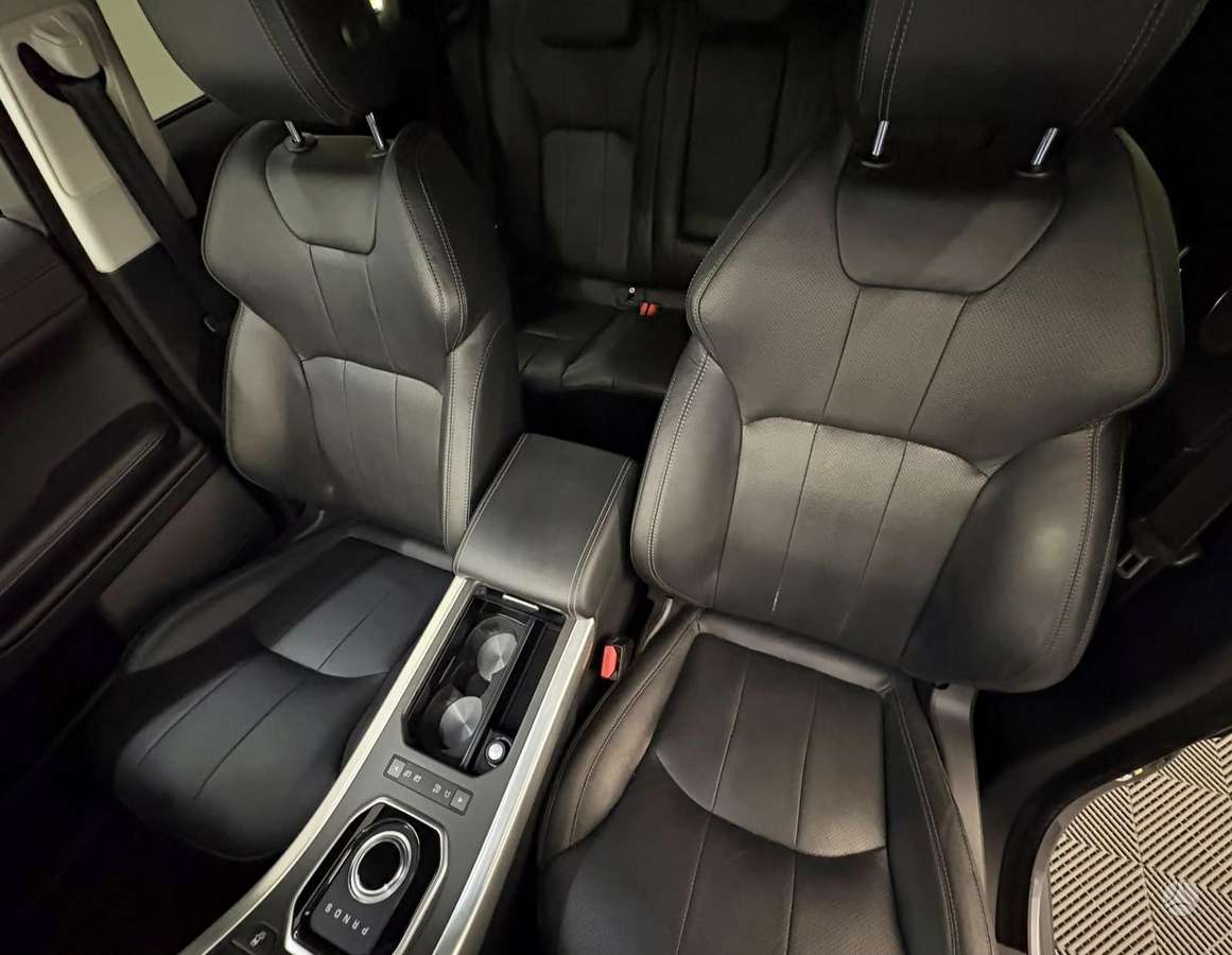 Land Rover Evoque, 2.0 l., off-road / crossover
