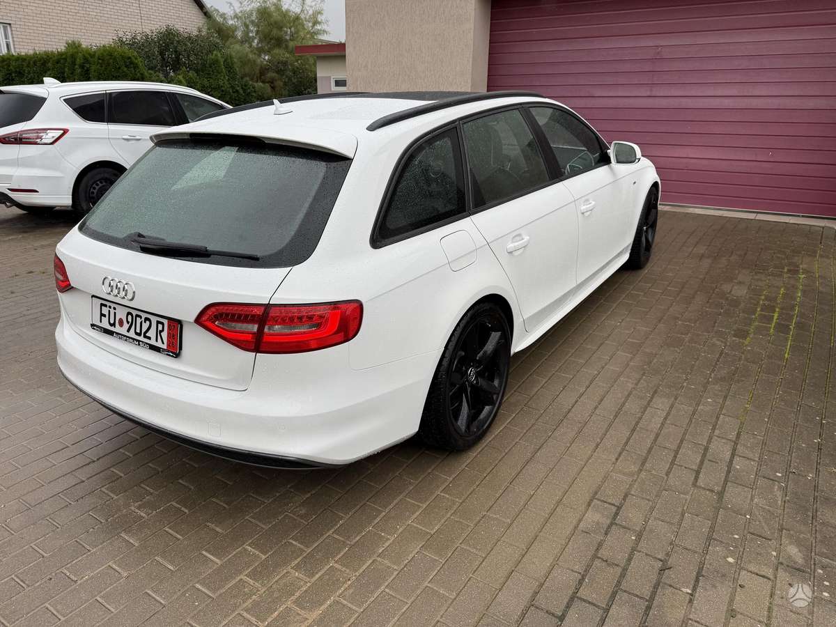 Audi A4, 3.0 l., universalas