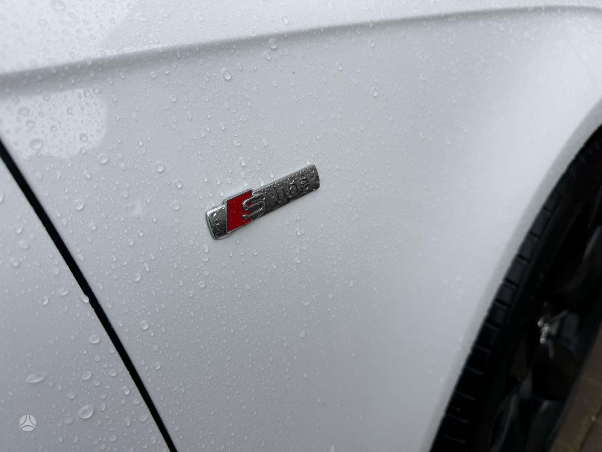 Audi A4, 3.0 l., universalas