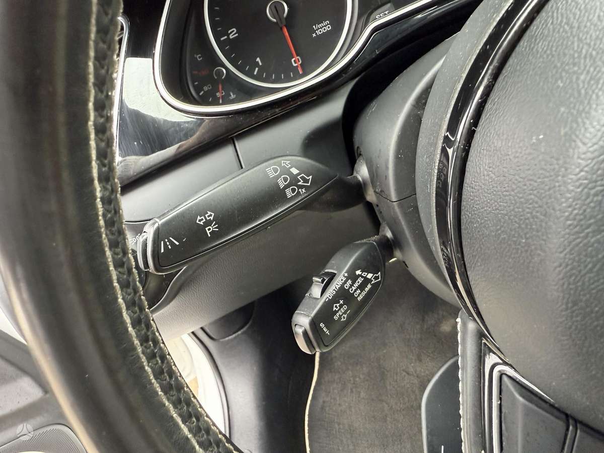 Audi A4, 3.0 l., universalas
