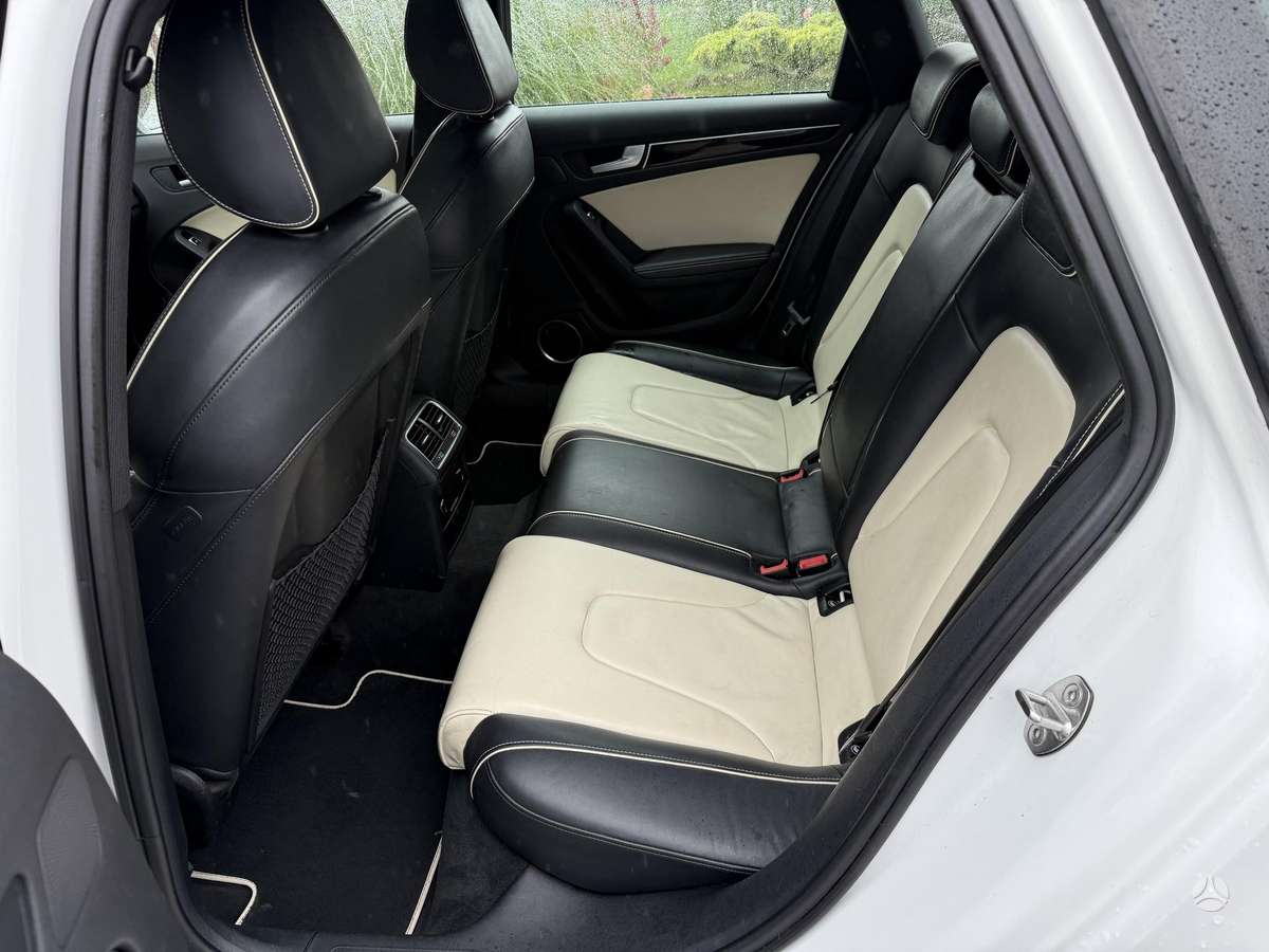 Audi A4, 3.0 l., universalas