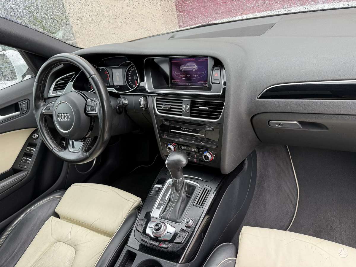 Audi A4, 3.0 l., universalas
