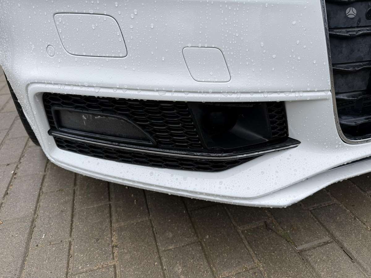 Audi A4, 3.0 l., universalas