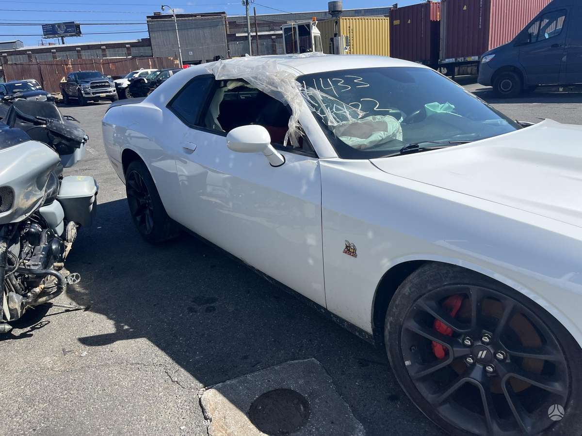 Dodge Challenger, 6.4 l., coupe