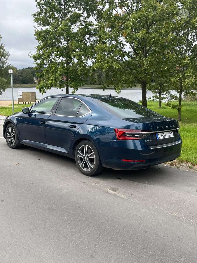 Skoda Superb, 2.0 l., hatchback