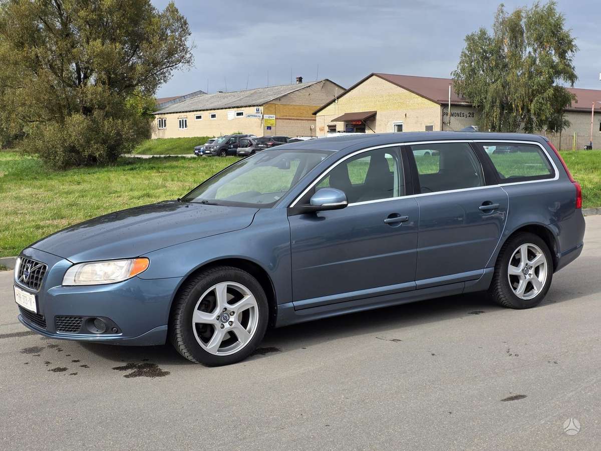 Volvo V70, 2.4 l., wagon