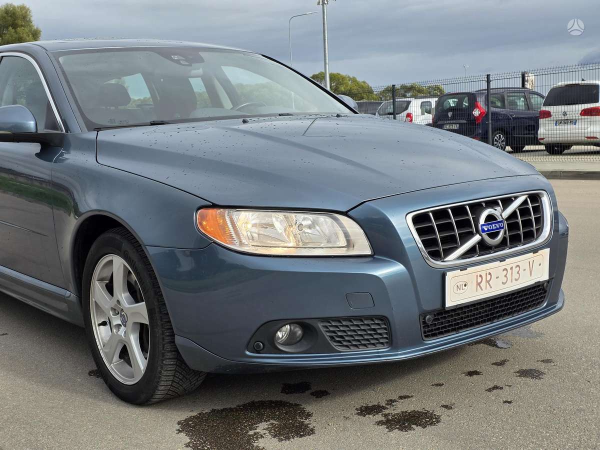 Volvo V70, 2.4 l., wagon
