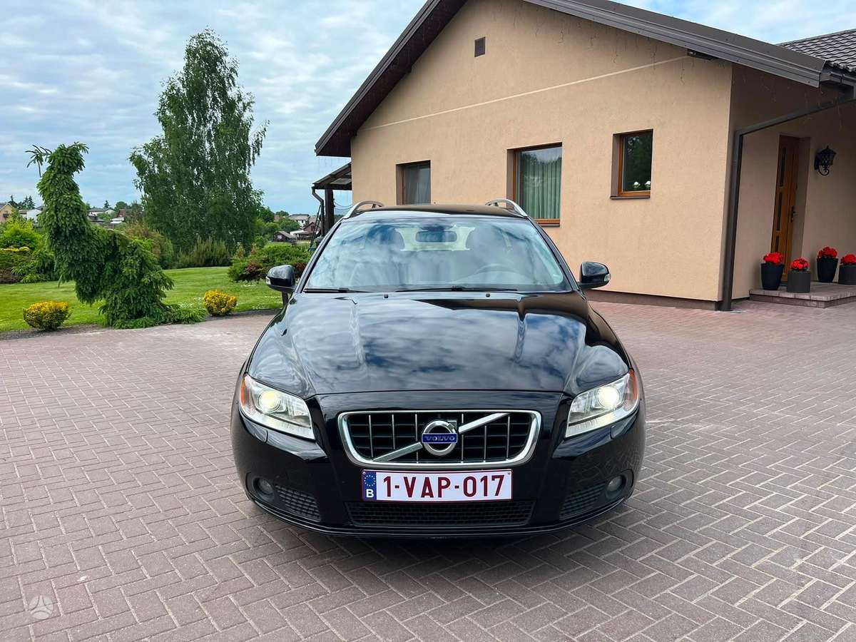 Volvo V70, 2.4 l., wagon