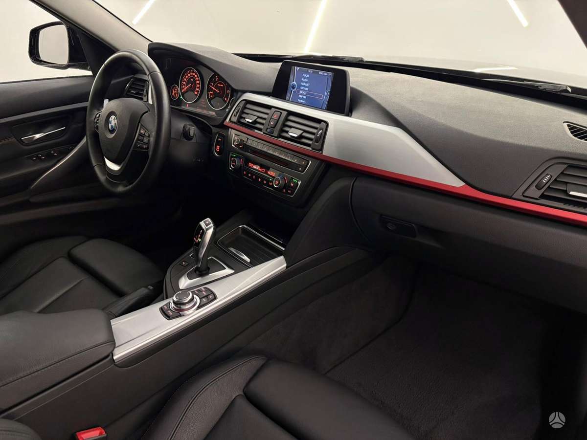 BMW 320, 2.0 l., Седан