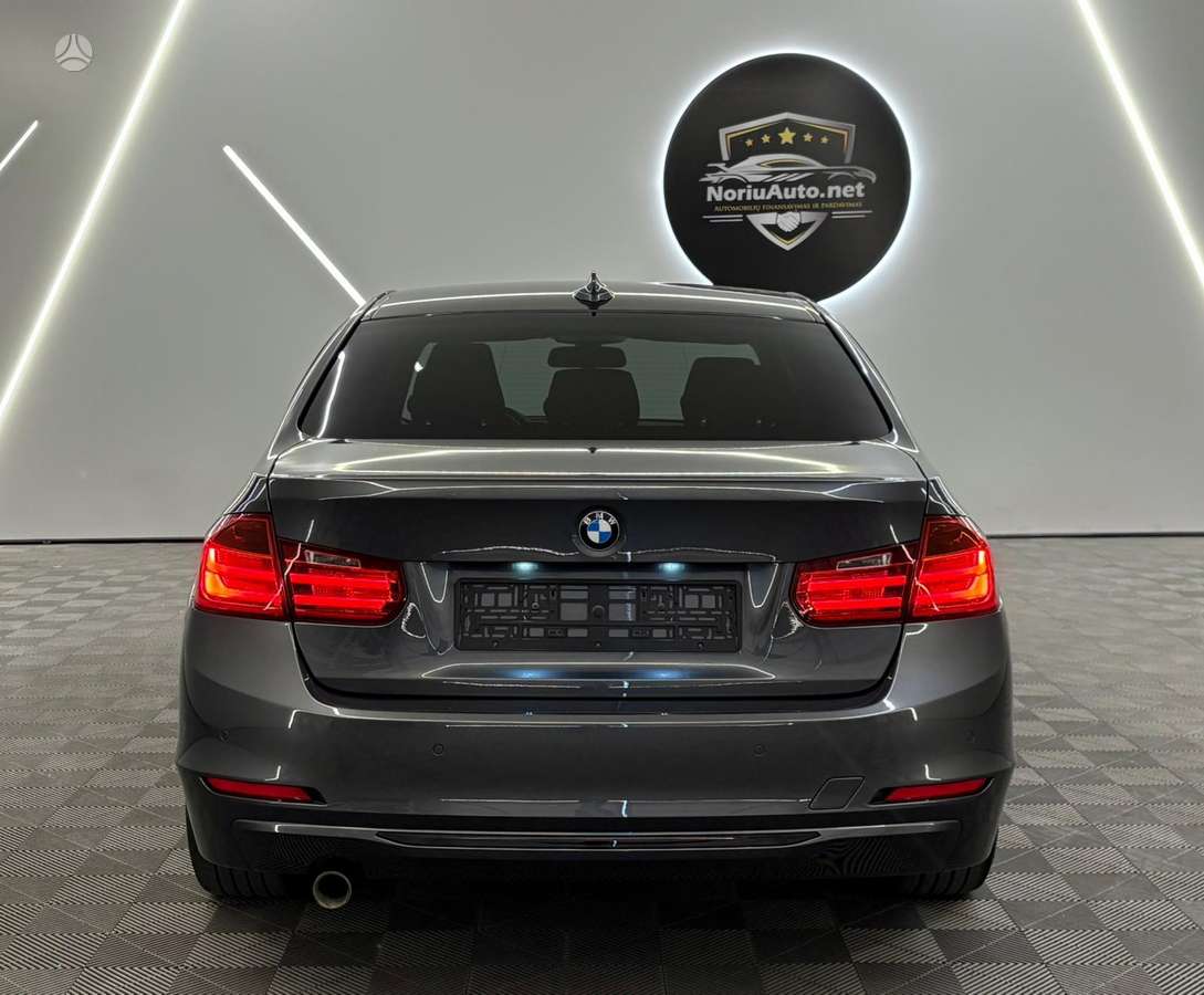 BMW 320, 2.0 l., Седан