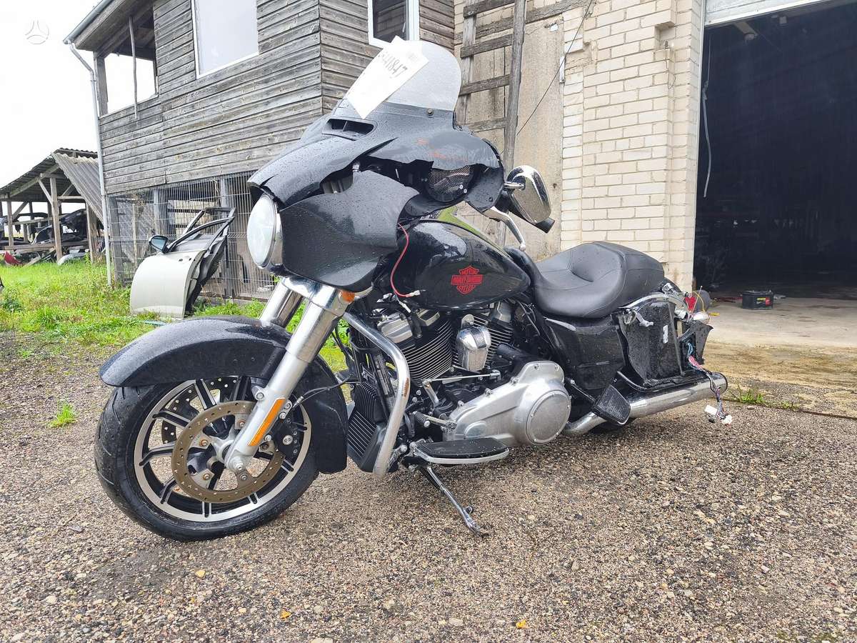 Harley-Davidson FLHT 1750cc, choppers / cruisers / custom