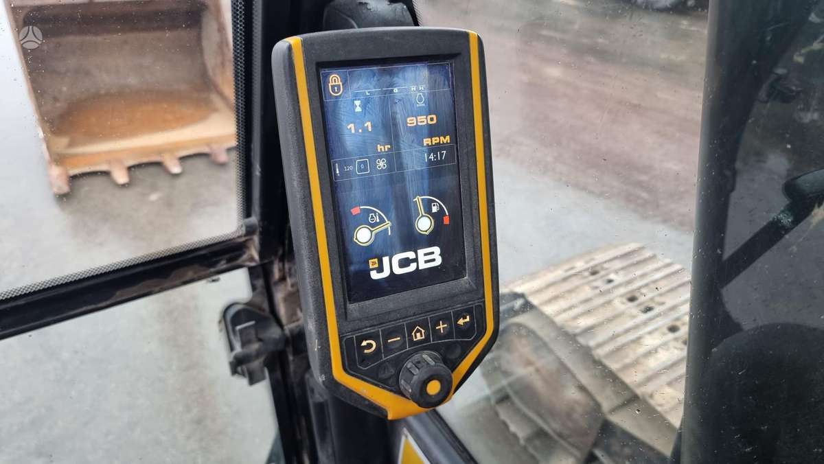 JCB JS 220 LC, ekskavatoriai