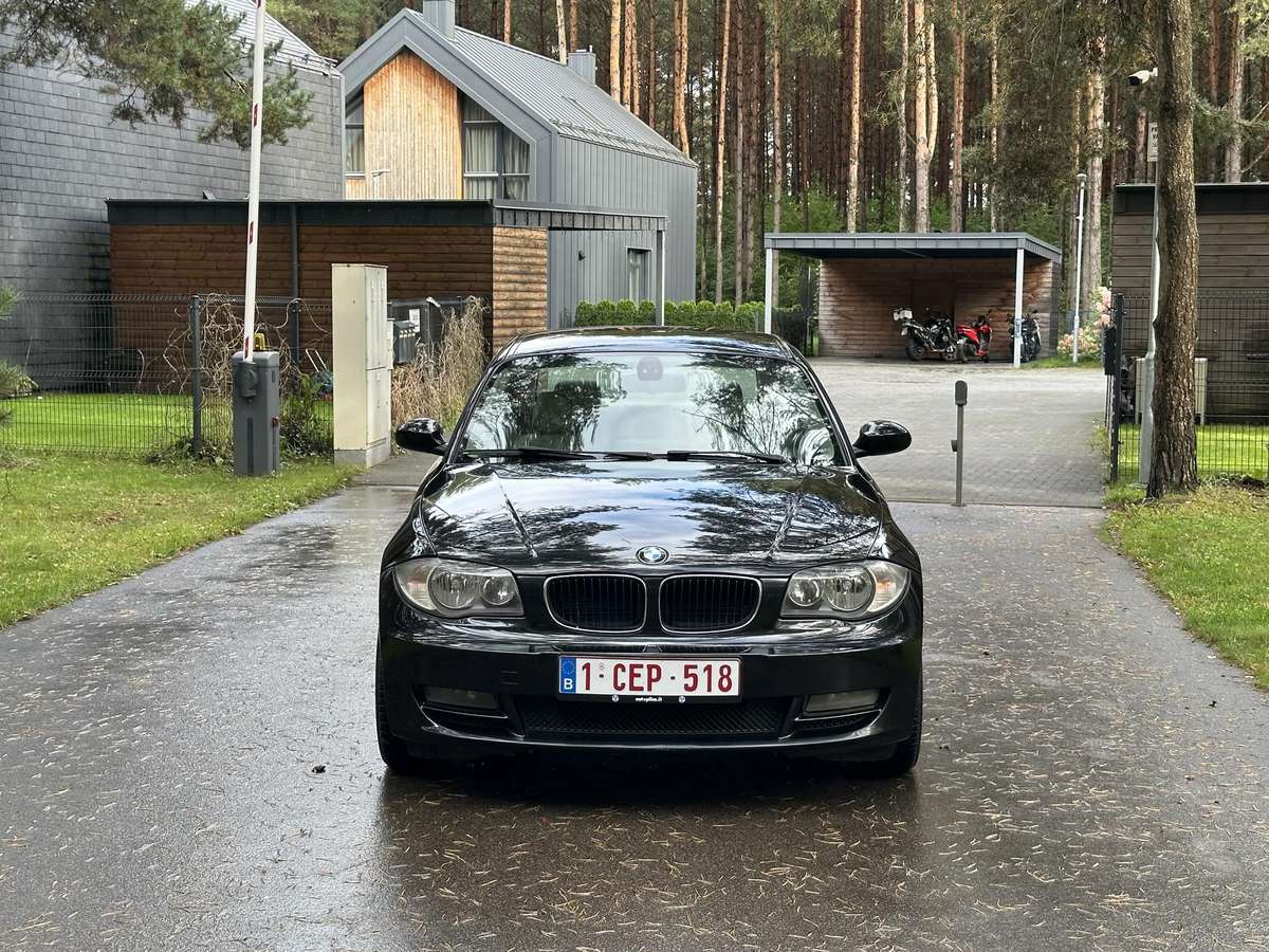 BMW 120, 2.0 l., Купе (coupe)