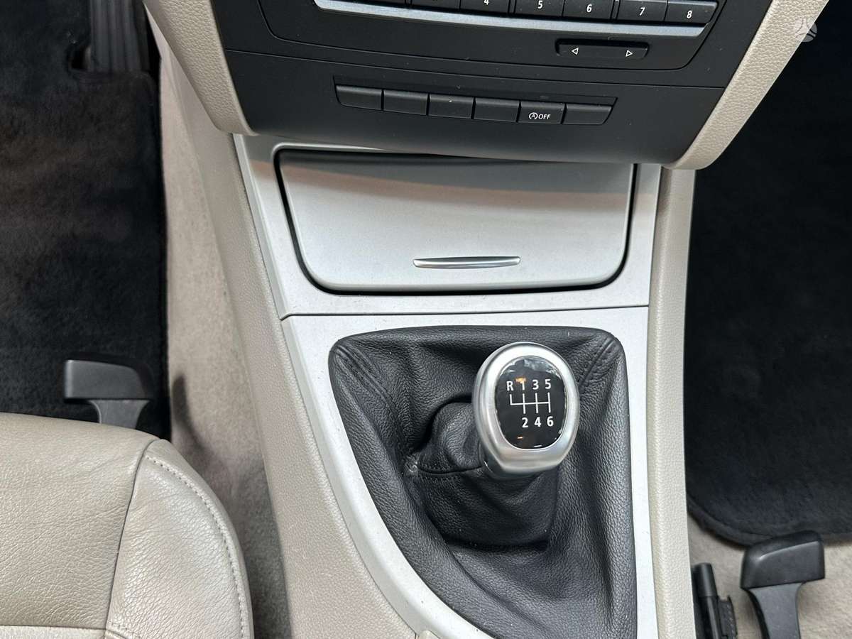 BMW 120, 2.0 l., Купе (coupe)