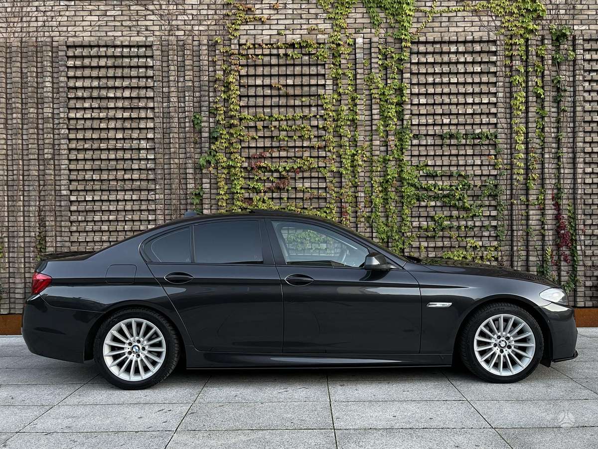 BMW 535, 3.0 l., Седан