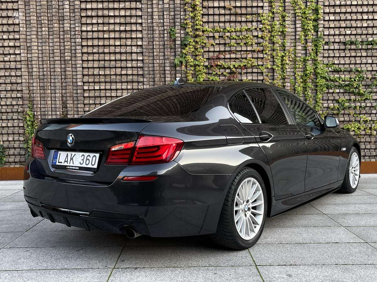 BMW 535, 3.0 l., Седан