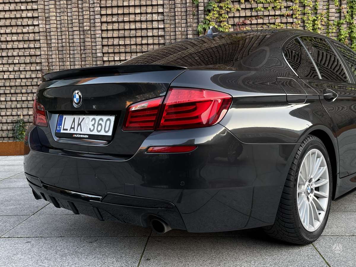 BMW 535, 3.0 l., Седан
