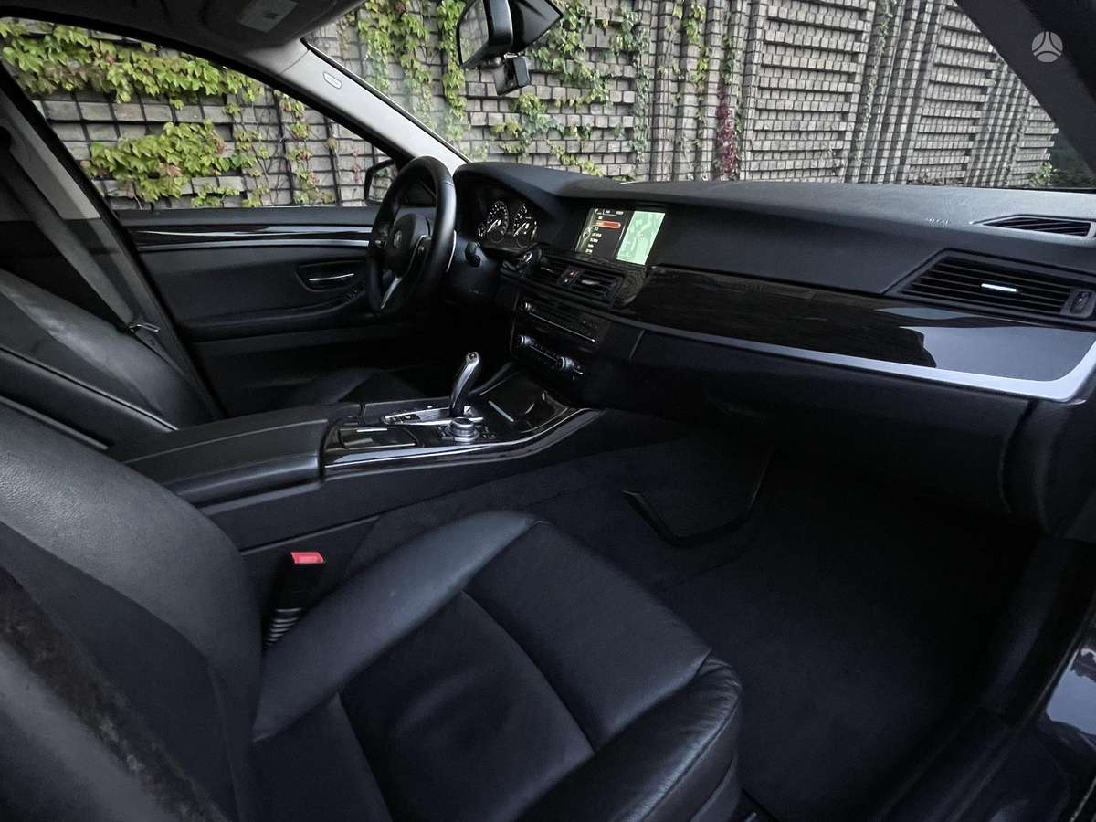 BMW 535, 3.0 l., Седан
