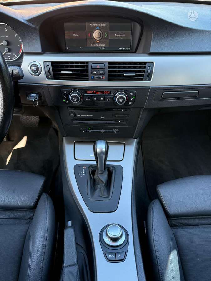 BMW 330, 3.0 l., universalas