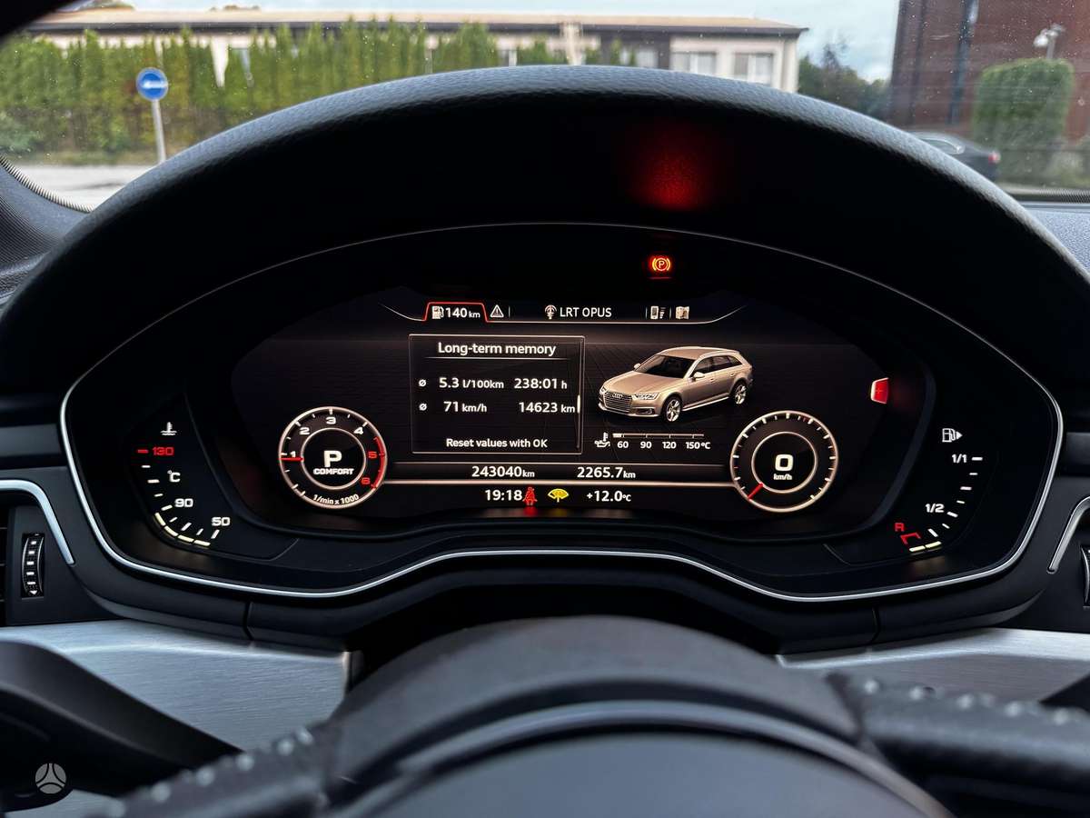 Audi A4, 2.0 l., universalas