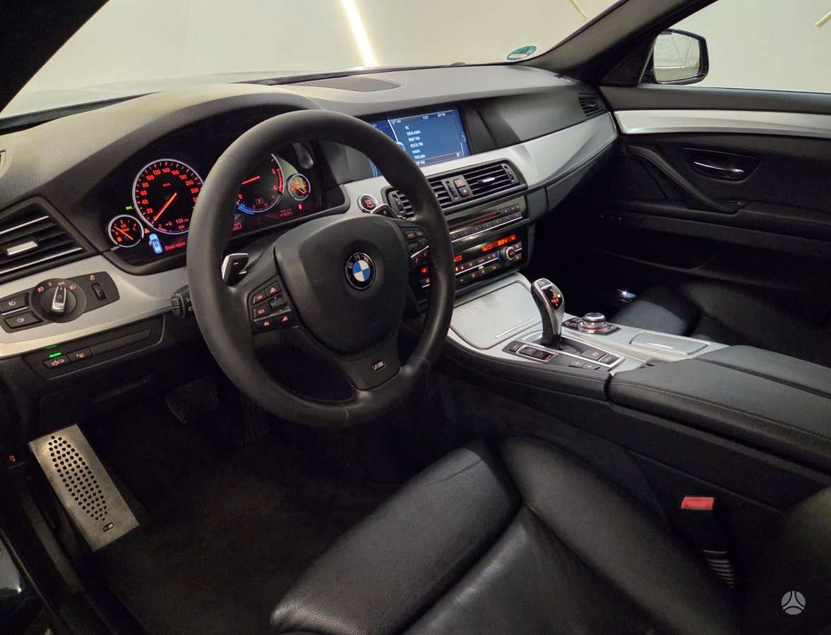 BMW 535, 3.0 l., universalas
