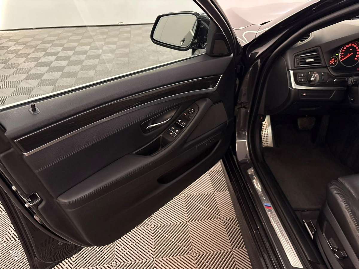 BMW 520, 2.0 l., universalas
